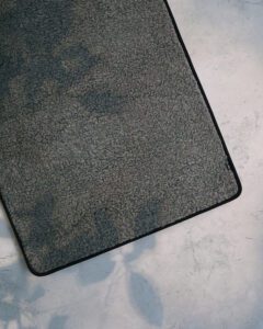 Yoga Merino Grå Ull Matta. Yoga Merino Grey Wool Mat.
