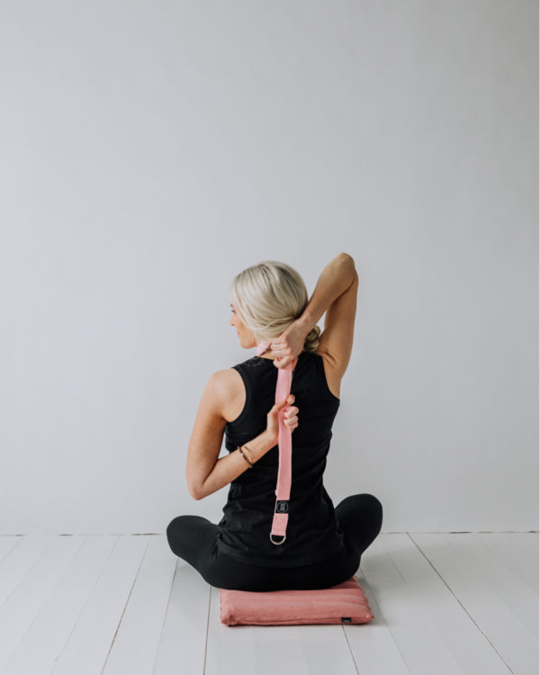 Yoga straps. Yoga strap. Yoga bälte. Yoga rem.