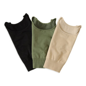 Seamless sports Bra, in color light sand, green and black.