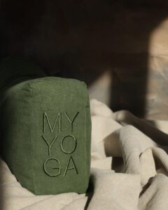 Green Rectangle Bolster. Bolster Rektangulär Grön Grün rechteckig Bolster.