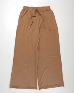 4.5 Wide lounge Trousers cinnamon. Vida lounge byxor, färg kanel.