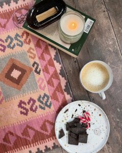 Pink Kilim Yoga Mat. Rosa Kelim Yogsmatta. Wearmyyoga Keramik. WMY Ceramic. Frukostset. Breakfast set.