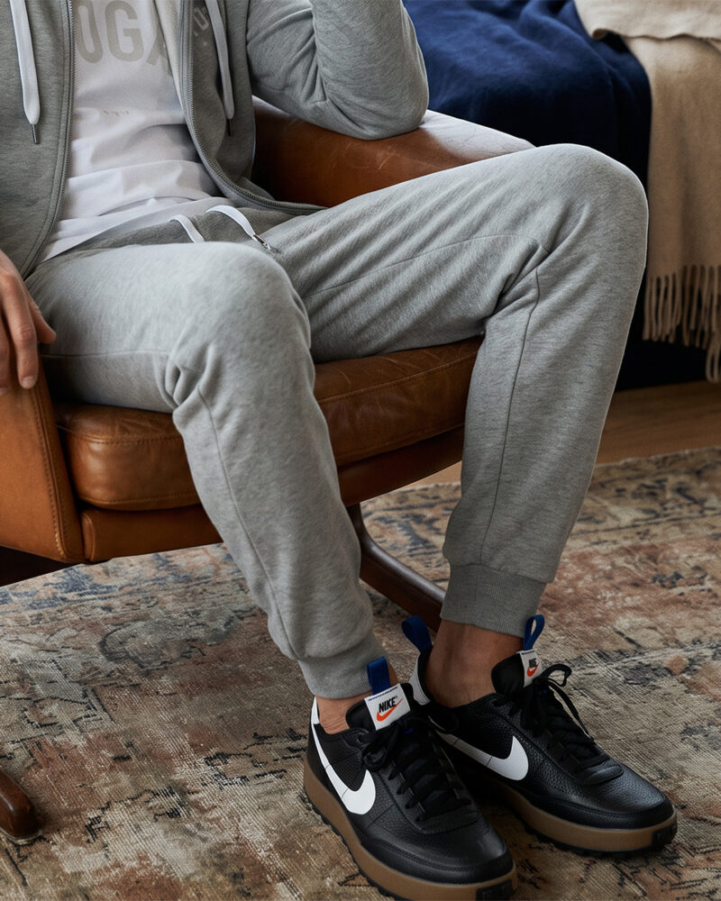 Sweatpants men. Sweatshirtbyxor man. Sweatpant Mann.